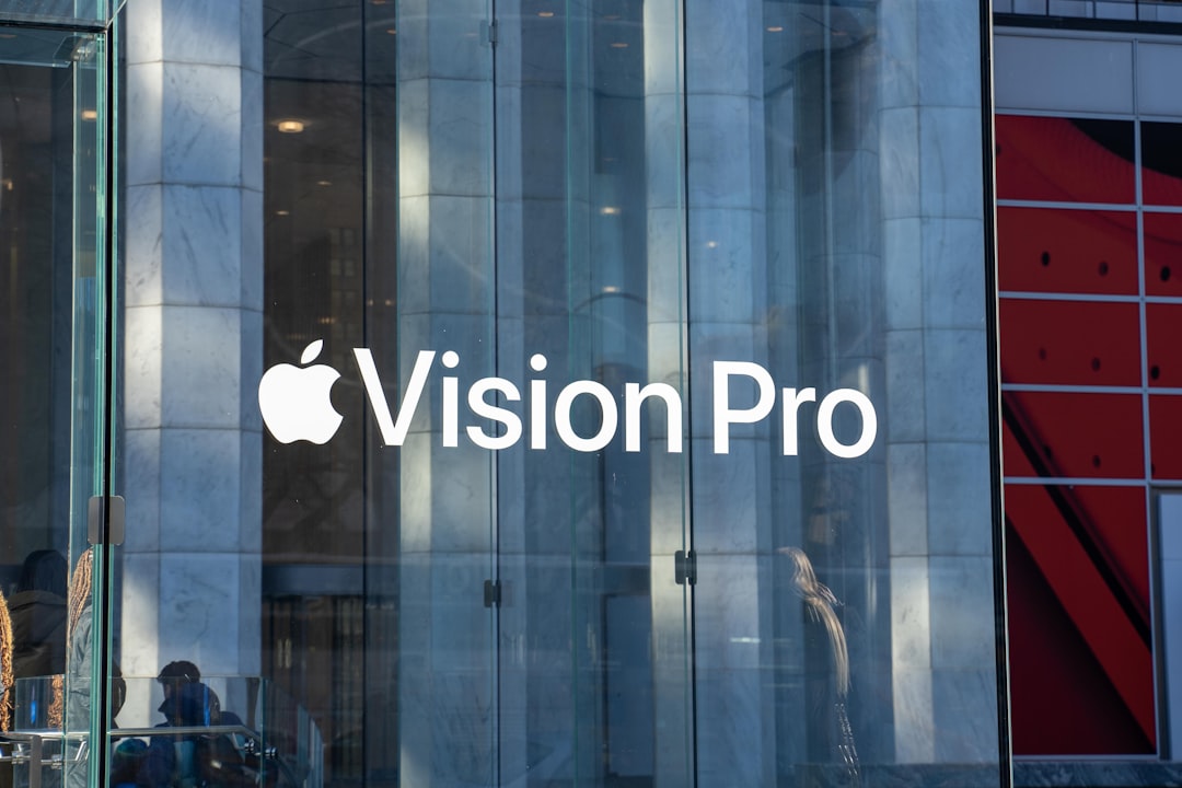 Vision Pro二代开发套件开放：苹果邀开发者共绘空间计算生态蓝图